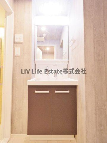 リバース武蔵小金井の洗面所
