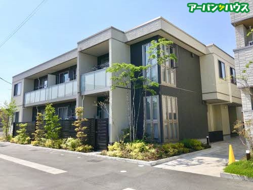 ラ プロスペリテ B棟の外観