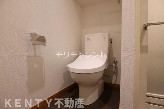 【トイレ】 | カスタリア目黒かむろ坂 | 落ち着いた色調のトイレです
