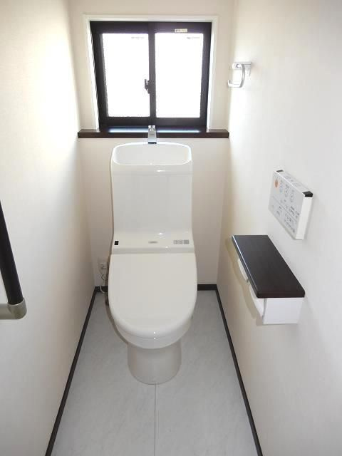 自由が丘戸建のトイレ|トイレです
