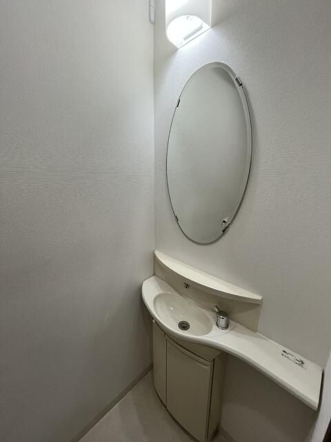 上用賀ガーデンのトイレ|ゆったりとした空間のトイレです