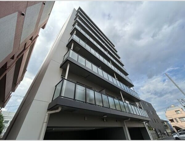 LUANA・AIR・RESIDENCE錦町のエントランス