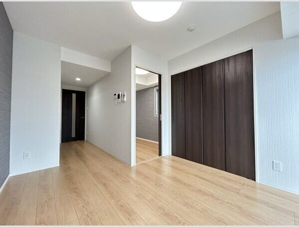 LUANA・AIR・RESIDENCE錦町の居間・リビング