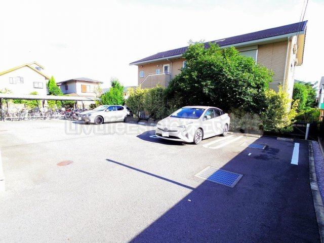 花水木の駐車場