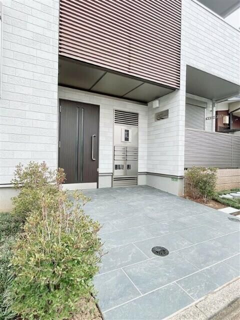 Ｓａｐｈｉｒ　ＫＡＭＩＵＭＡのエントランス|建物の内部です