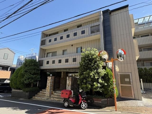 グラーサ三軒茶屋の外観