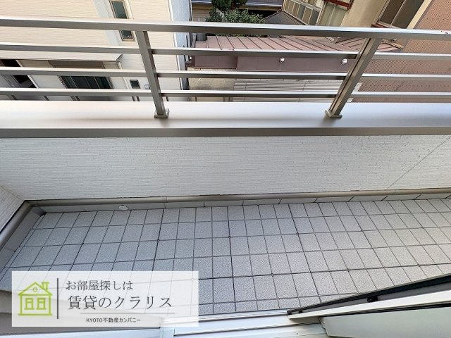 フォレストメゾン梅小路のバルコニー