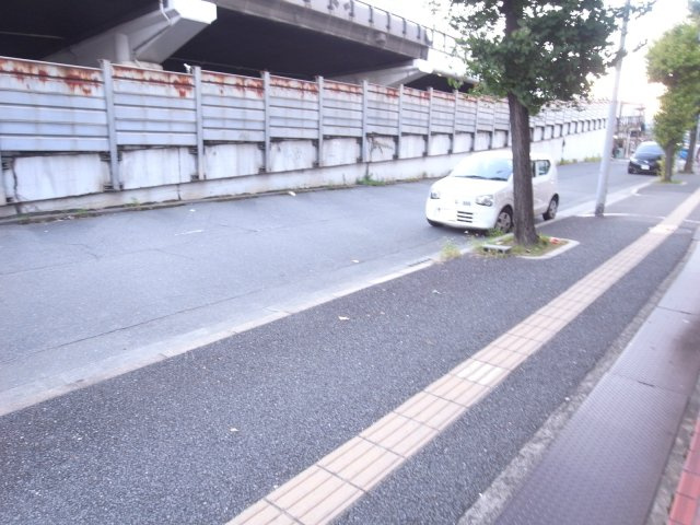 茨木市東奈良３丁目の店舗事務所