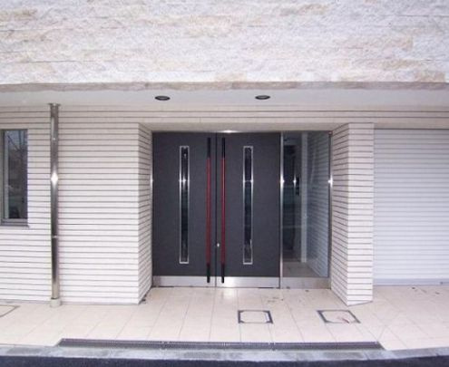 【エントランス】ワイズルリオン新宿中井 