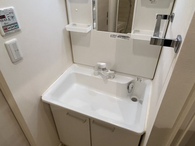 レスポワールＯｃｈｉａｉの洗面所