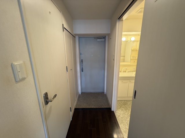 エターナル緑丘の玄関