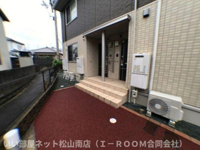 【エントランス】 | フレーデンス　ボリ