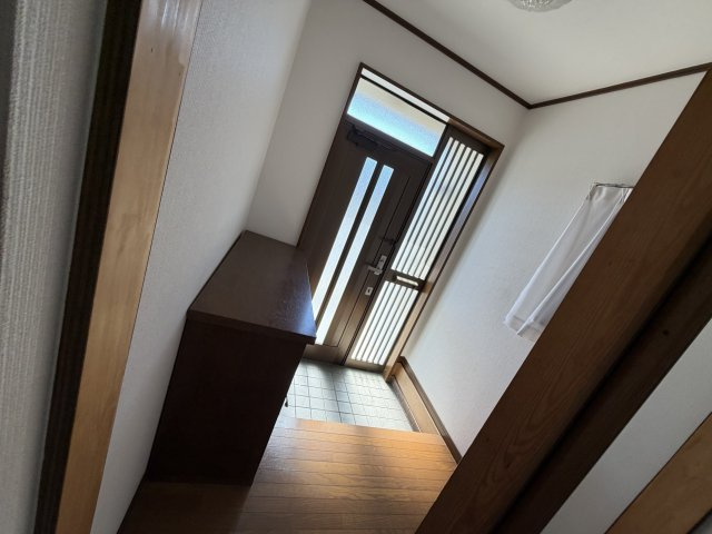 玉島乙島店舗兼住居の玄関