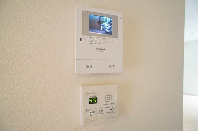 グレイスエイト駒沢の寝室|落ち着いた色調の寝室です