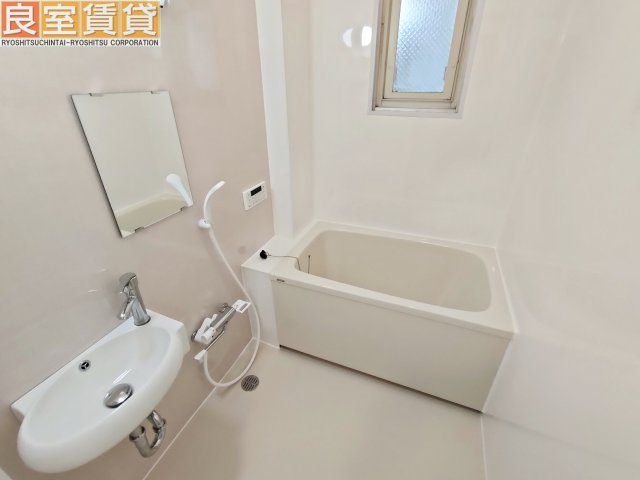 【洗面所】 | メゾン汐路