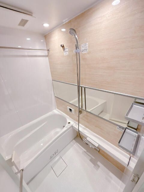ＢＬＥＳＳ三軒茶屋ＷＥＳＴの浴室|お風呂で日々の疲れを落としましょう