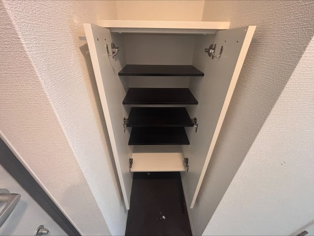 【収納】セレニテ阿波座ミラク