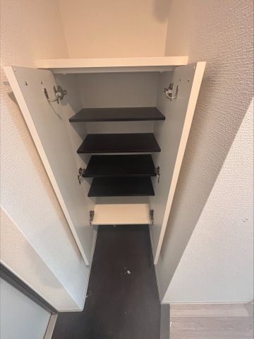 【収納】セレニテ阿波座ミラク