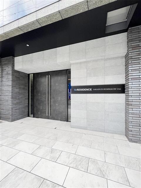 S-RESIDENCE堺筋本町Unoのエントランス