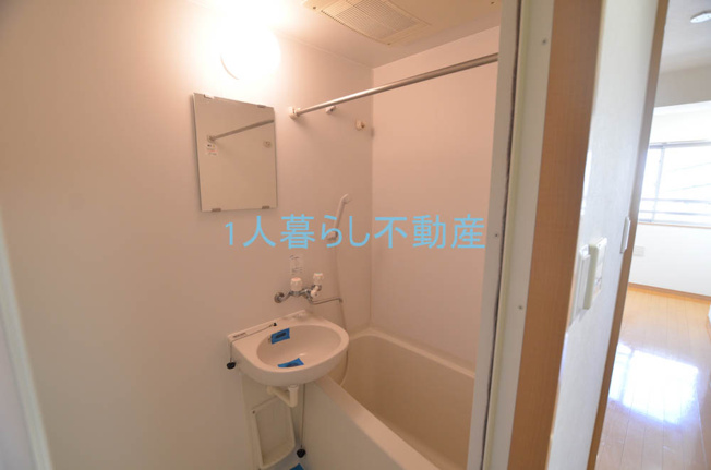 【浴室】 | プレスタイルアイディ馬込 | 清潔感のあるバスルームです。