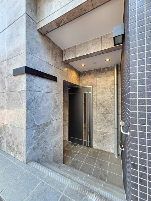 Duo Torre Southのエントランス