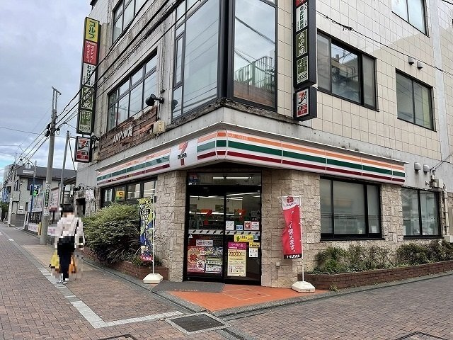 ブリーズバードの周辺|コンビニ「セブンイレブン大和中央林間3丁目店まで666m」