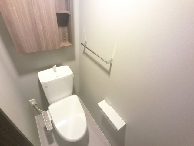 D-ROOM羅漢町のトイレ|温水便座付きトイレ