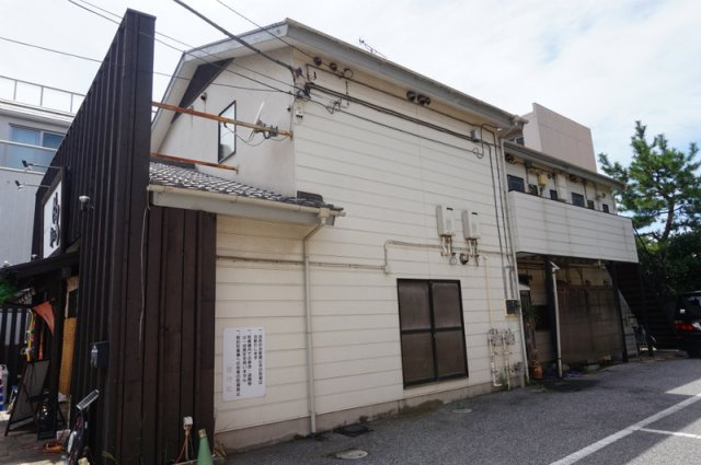 メゾンドゥの周辺
