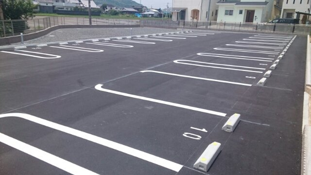 カーサ　アル　ソーレⅠの駐車場