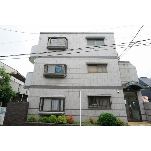 グリーンパレス用賀の外観
