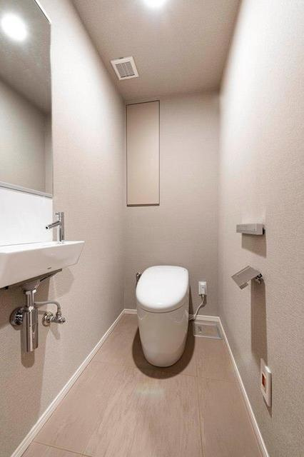 リバーポイントタワーのトイレ|※写真は同タイプ住戸です。