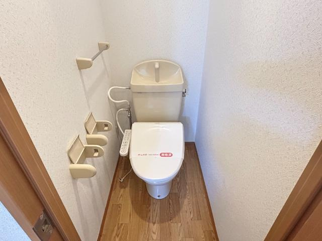 アメニティハウス青山のトイレ|シャワー付トイレ