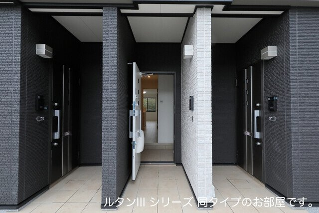 ボヌール・ド・コルザの玄関