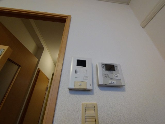 レオパレスグリーンⅢのその他|モニターホン標準設置
