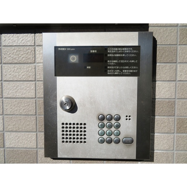 Ｒ-1　ＴＯＫＵＲＡのエントランス