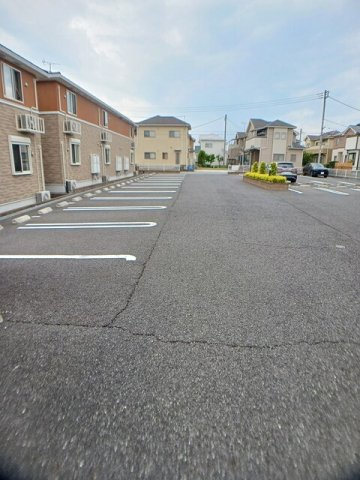 グランツ　ＳＳ　Ⅱの駐車場|駐車場があるので、車を買う予定の方も安心です