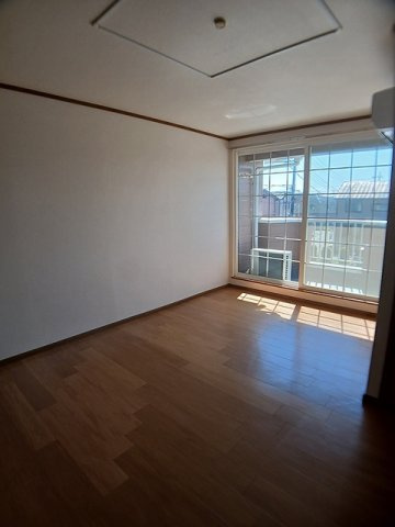 サルドセジュールＡの居間・リビング|使いやすい居間です