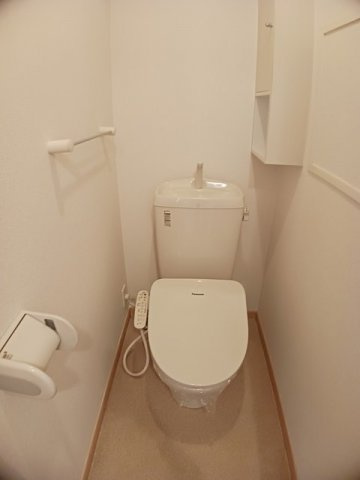 ベルソレイユⅠのトイレ|清潔感のあるトイレです