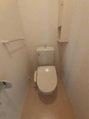 コンフォリアⅠのトイレ|落ち着いたトイレです