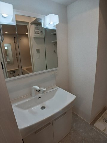 プレッソ高崎Ｆの洗面所|コンパクトで使いやすい洗面所