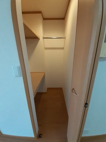 メゾン　アムールの収納|専用の収納スペースです