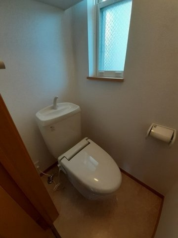 メゾン　アムールのトイレ|シンプルで使いやすいトイレです