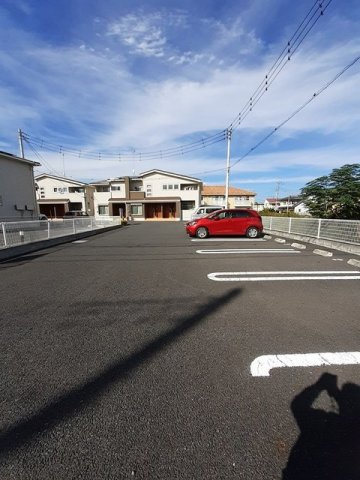 カーサ　フェリーチェＢの駐車場|駐車場完備です