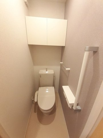 サン　ウェストのトイレ|シンプルで使いやすいトイレです