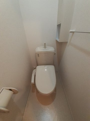 ブリーゼ大門のトイレ|シンプルで使いやすいトイレです