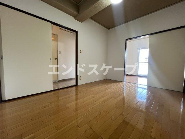 レナジア筑縄の洋室|高崎、前橋のお部屋探しはエンドスケープまで！お客様の理想お聞かせ下さい♪
