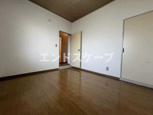 レナジア筑縄の洋室|高崎、前橋のお部屋探しはエンドスケープまで！お客様の理想お聞かせ下さい♪