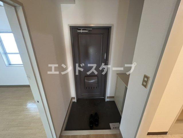 レナジア筑縄の玄関|高崎、前橋のお部屋探しはエンドスケープまで！お客様の理想お聞かせ下さい♪