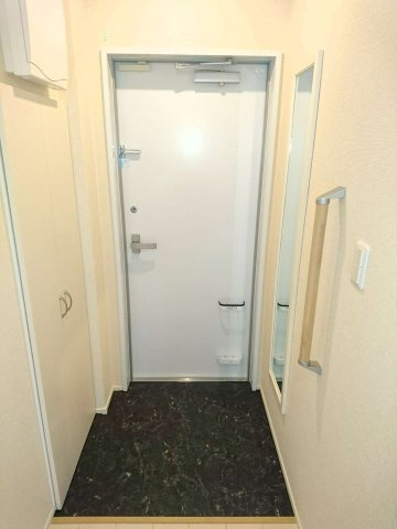 クレイノファミリアの玄関|毎日通る玄関はこちらです