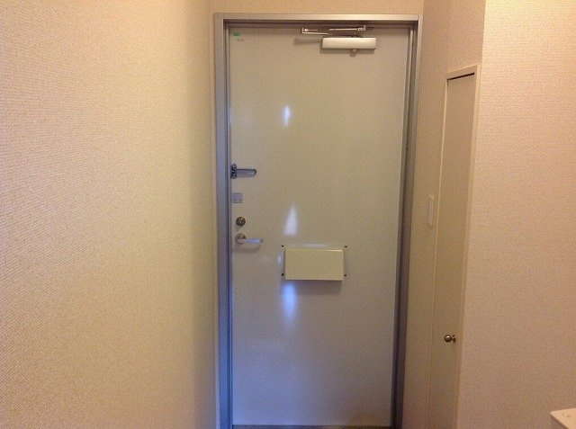 レオパレスＹＡＭＡＺＡＫＩの玄関|ゆったりとした玄関です